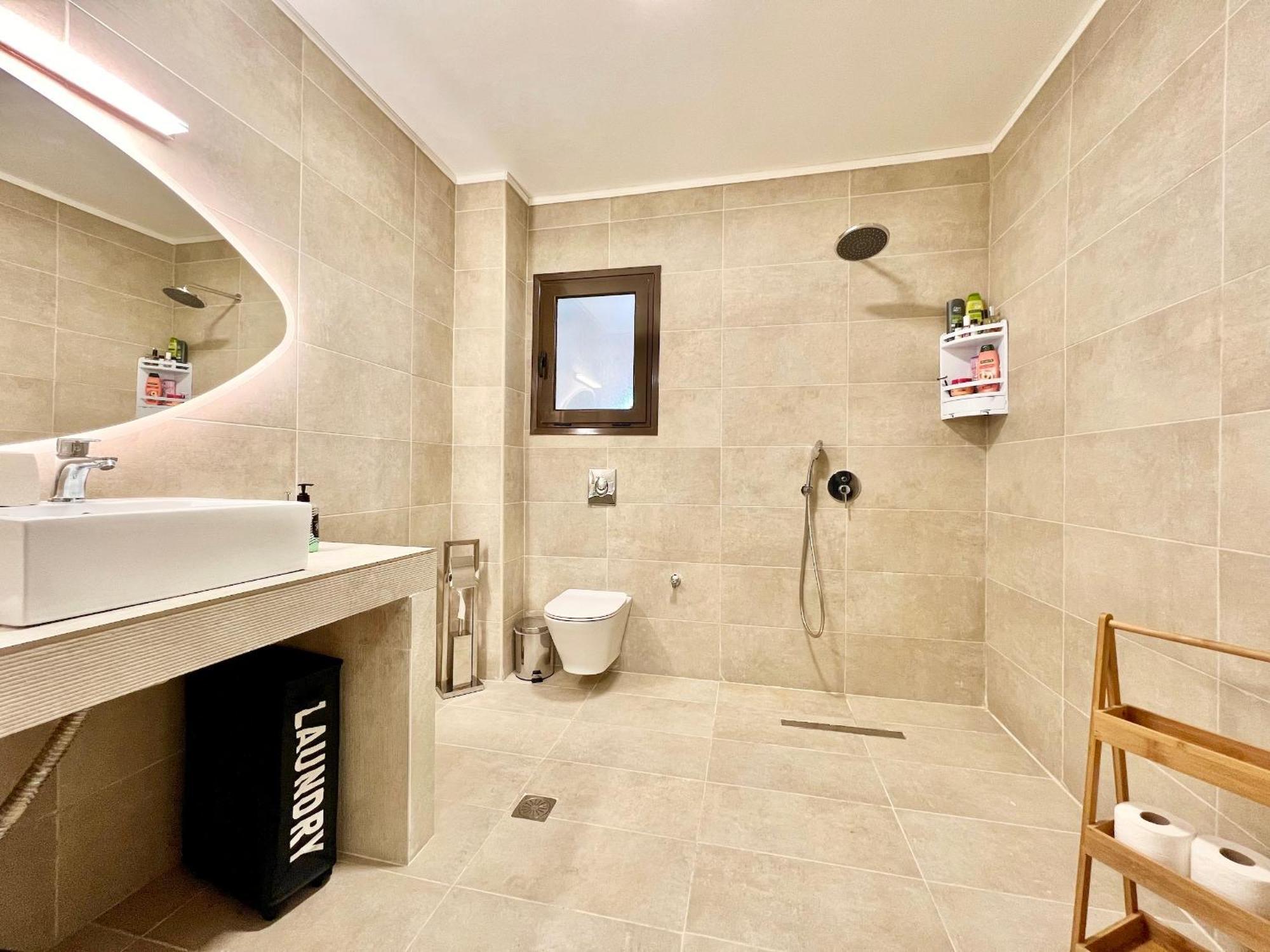 Beach Villa Verano With Private Pool By Dadovillas Sidárion Exteriör bild